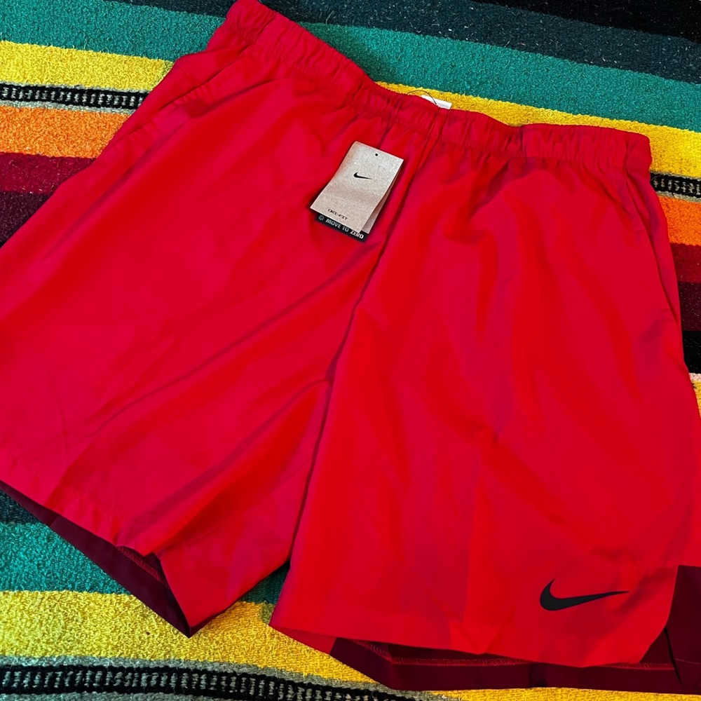 Nike Men’s XXL Dri-Fit NWT Standard Fit